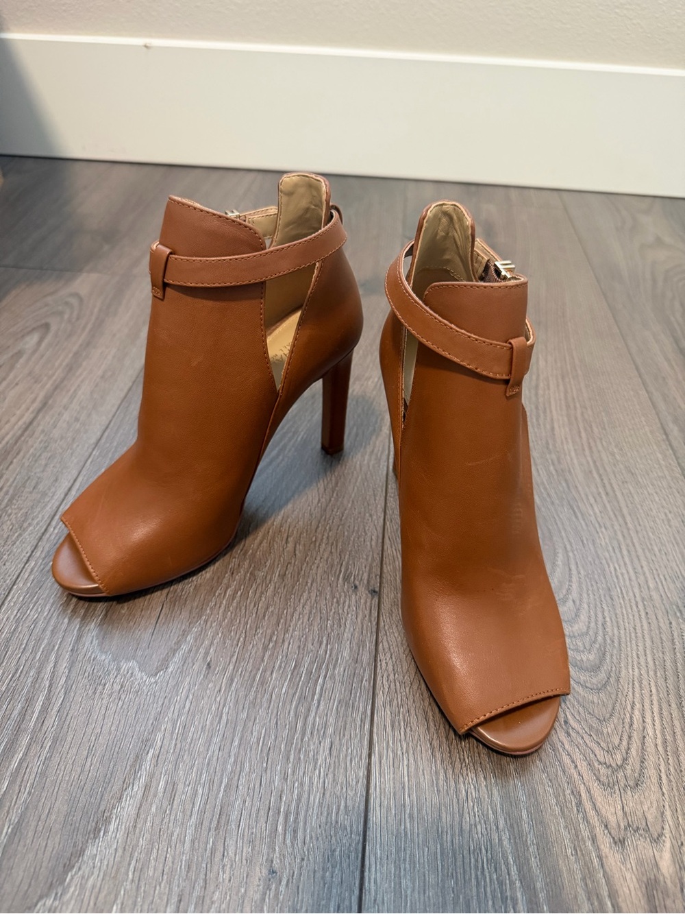 Michael Kors size 6 Michael Kors Open Toe Ankle Bootie heels NEW Lawson open toe